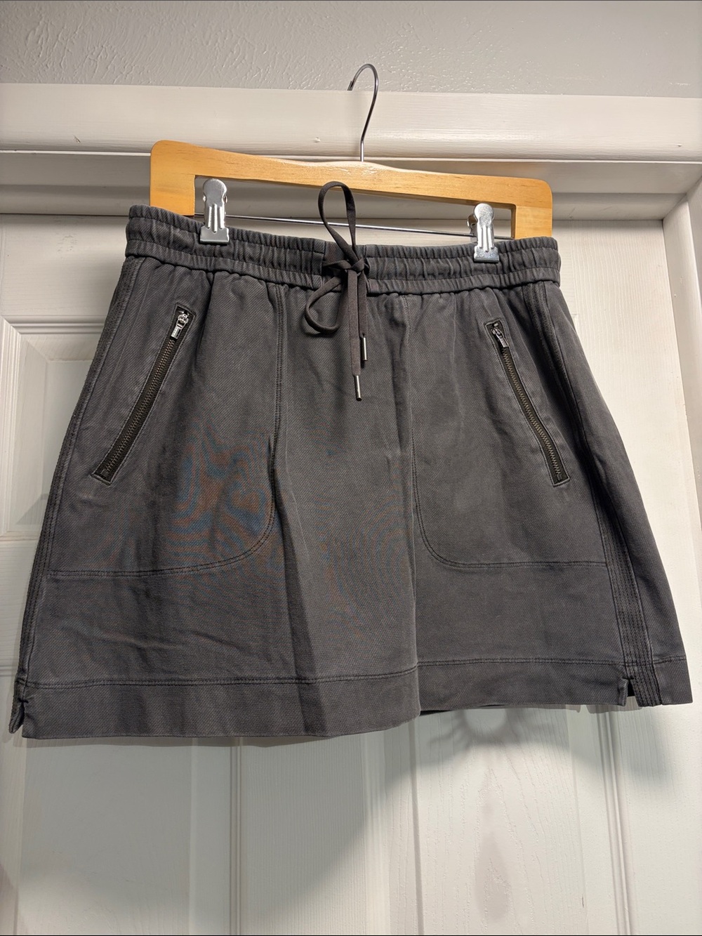 Athleta Farallon Cotton Skirt size 6